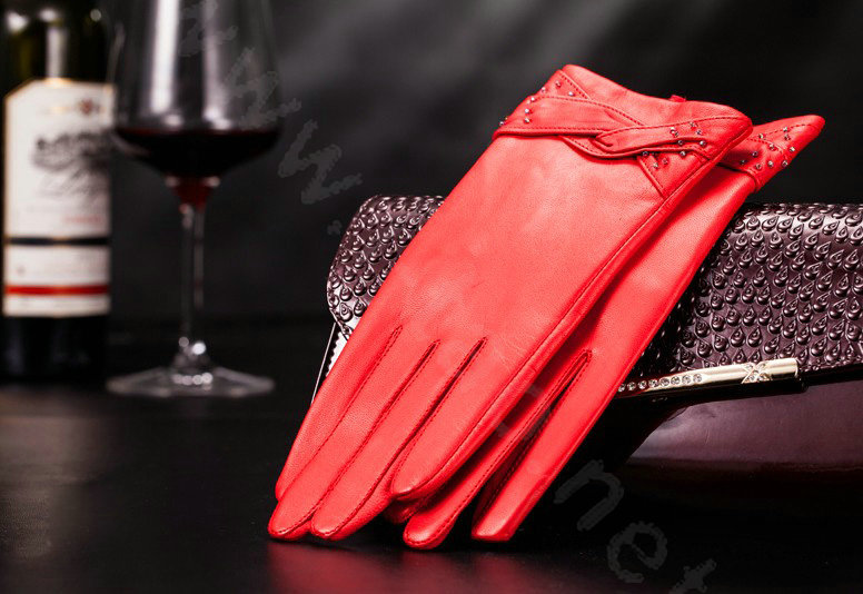 Allfond women winter waterproof cold-proof warm bead genuine goatskin leather gloves M - Red