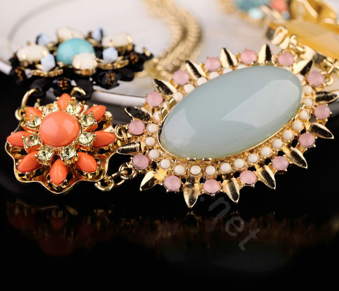 Luxury Crystal Blue Gemstone Alloy Flower Pendant Choker Bib Statement Necklace Women Jewelry