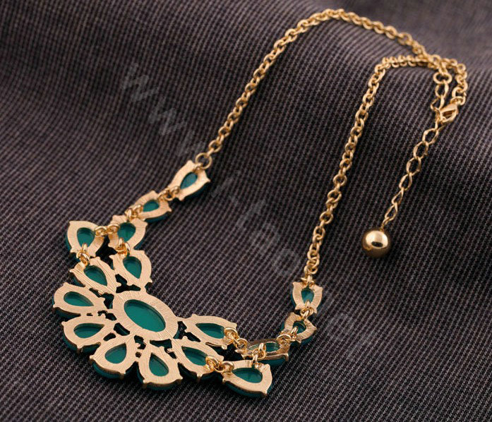 Luxury Crystal Gemstone Flower Pendant Choker Bib Statement Necklace Women Jewelry - Yellow