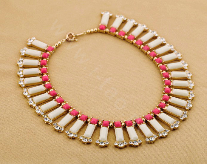 Luxury Crystal Gemstone Pendant Choker Bohemia Bib Statement Necklace Women Jewelry - Beige+Rose