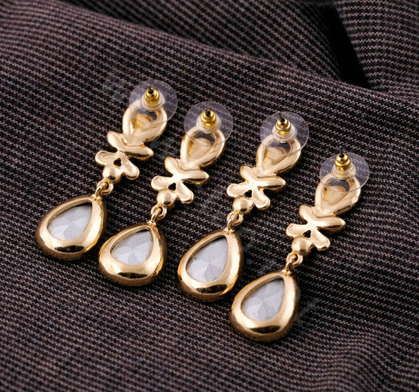 Luxury Crystal Green Gemstone Raindrop Stud Earrings Gold Plated Women Fashion Jewelry