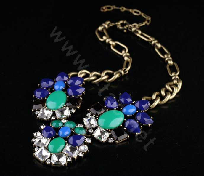 Luxury Crystal Retro Blue Gemstone charm Pendant Choker Bib Statement Necklace Women Jewelry