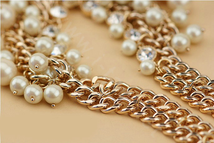 Luxury Exaggeration Women Choker Multilayer Crystal Pearl Bib Necklace Jewelry - Beige