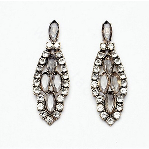 Retro Unique White Crystal Leaves Stud Earrings Gold Plated Women Fashion Jewelry