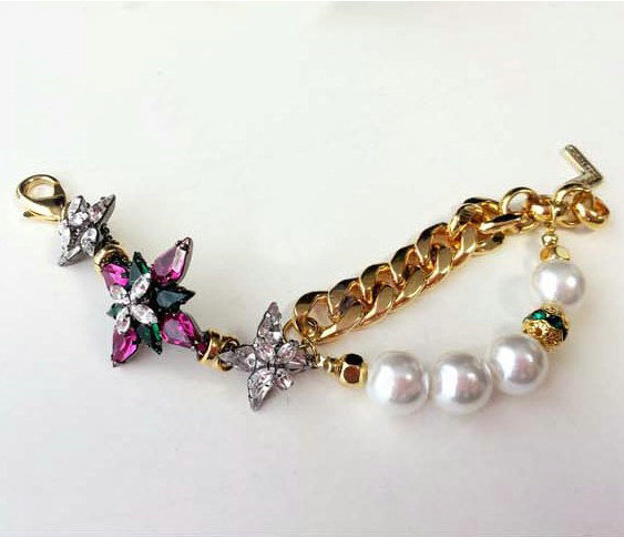 Women Retro Exaggeration Flower Crystal Pearl Chain Bracelet Jewelry - Gold