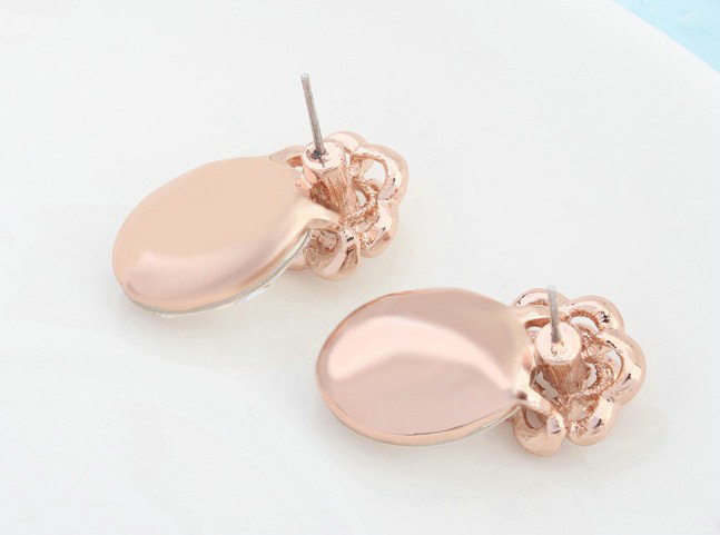 Pretty Swarovskii Crystal Champagne Rhinestone Flower Stud Earring Women Fashion Jewelry