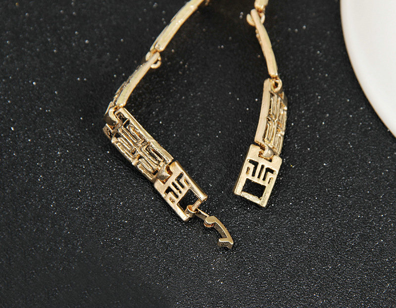 Fashion Women Punk Jewelry Sets Gold Plated Party Crystal Necklace Earrings Bracelet Ring 4pcs