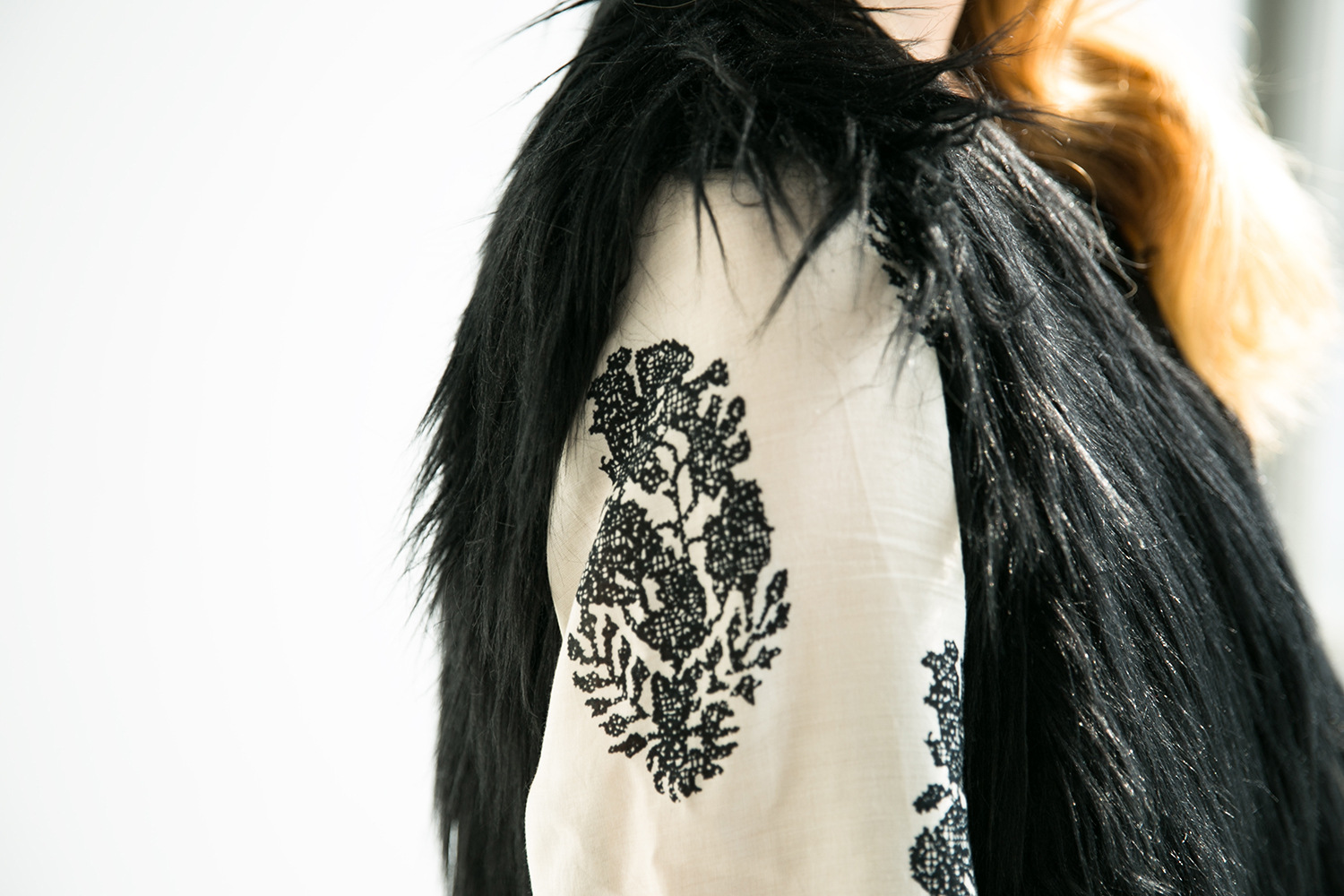 Pretty Winter Elegant Faux Lady Fur Vest Fashion Women Waistcoat - White